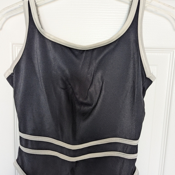 Jantzen Womens Swim/Bathing Suit With High-Cut Legs & Low Open Back - Picture 3 of 16